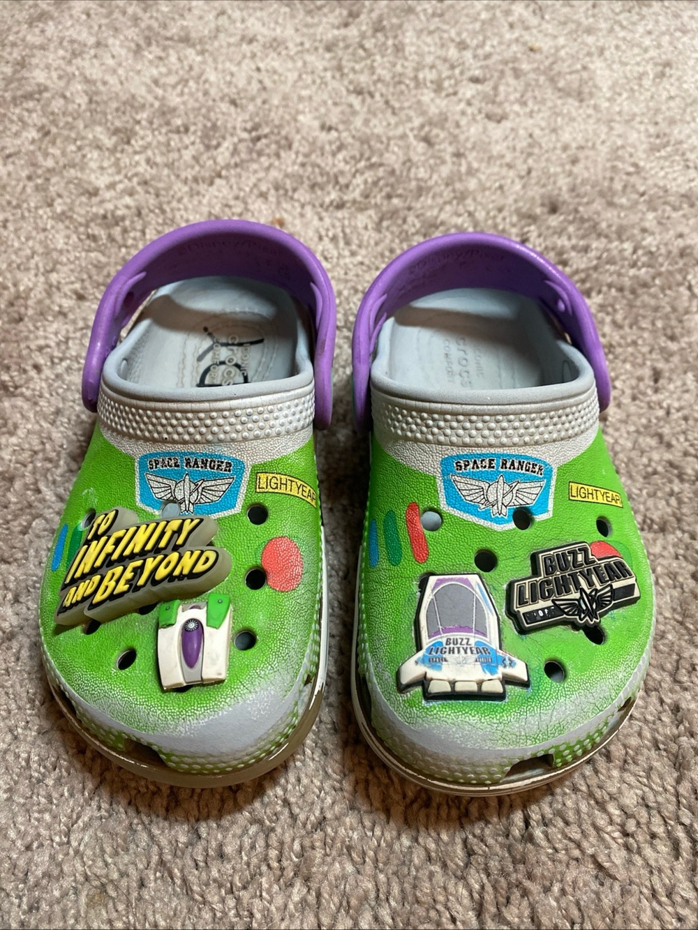 Disney x CROCS Kids' Buzz Lightyear Green and Purple Clog Sandals size 8C